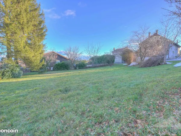 Terrain 617 m² Échenevex 
