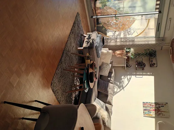 Appartement 1 pièce 75 m² 