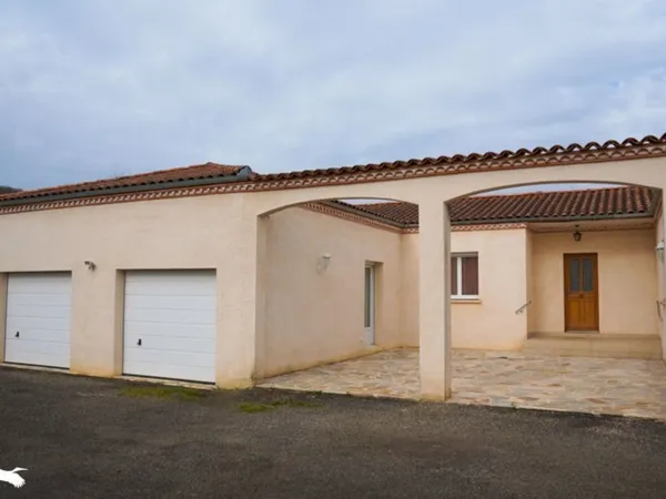 Maison de 5 pièces principales 