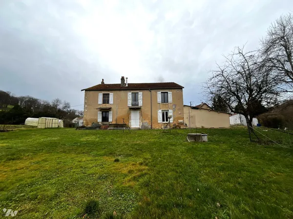 Maison 9 pièces 272 m² 