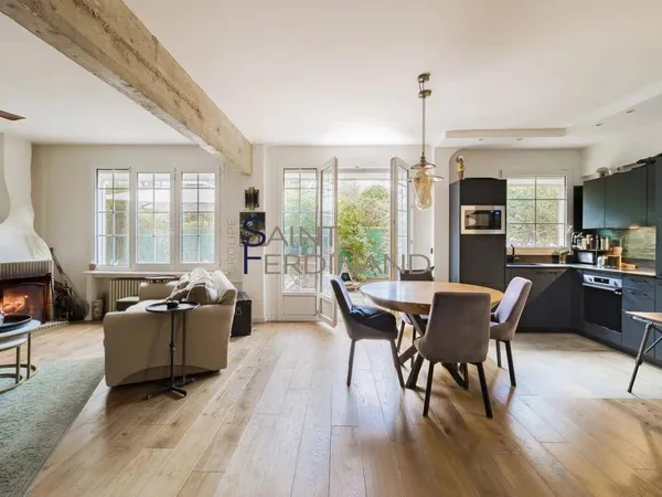 Vends T4 - 82m² - Paris 16ème 