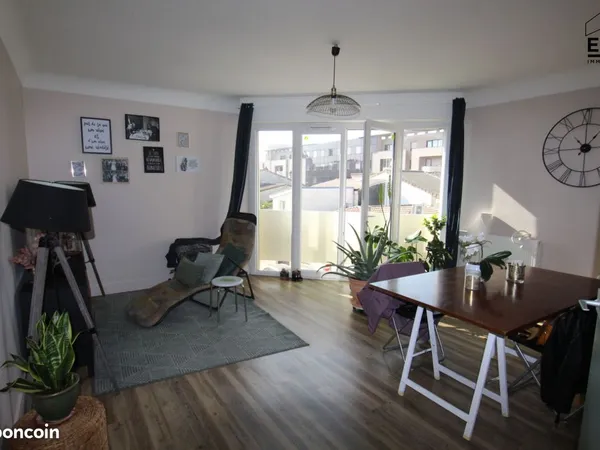 Appartement 3 pièces 77 m² 