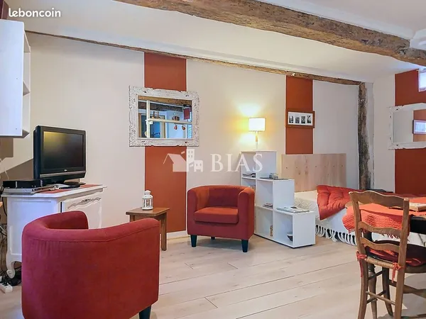 Studio 1 pièce 26 m² 