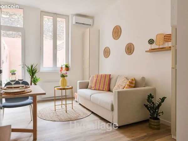 Studio 1 pièce 18 m² 