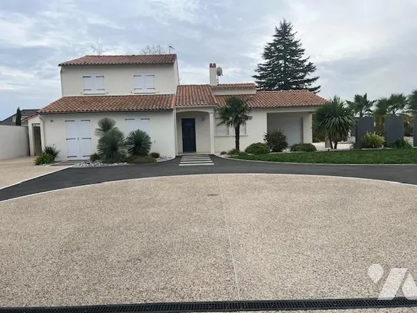 Maison 6 pièces 165 m² 
