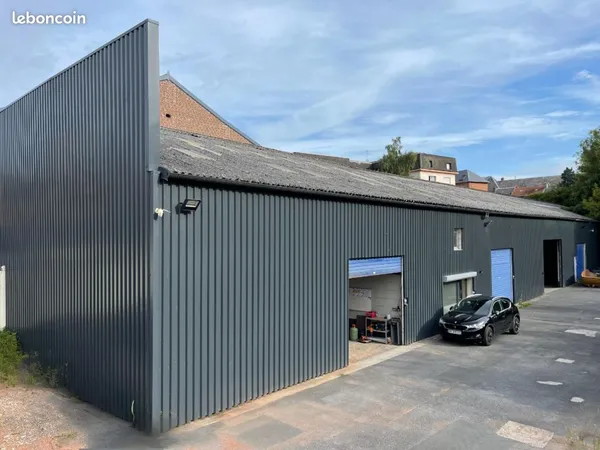 Local, atelier, stockage, bureaux 785 m2 
