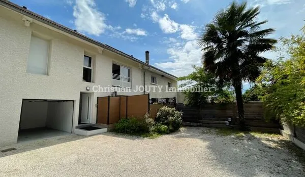 Appartement 4 pièces 104 m² 