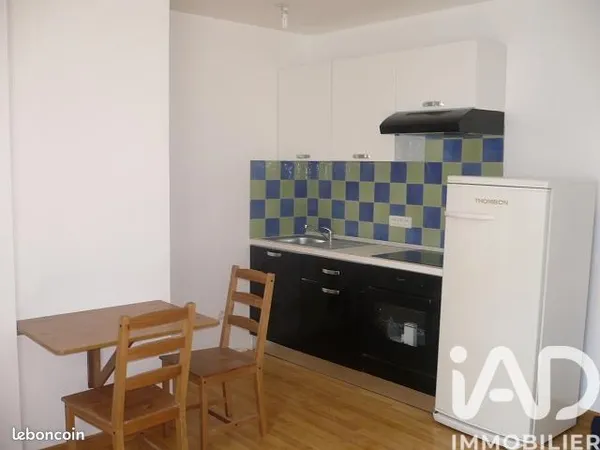 Studio 1 pièce 20 m² 