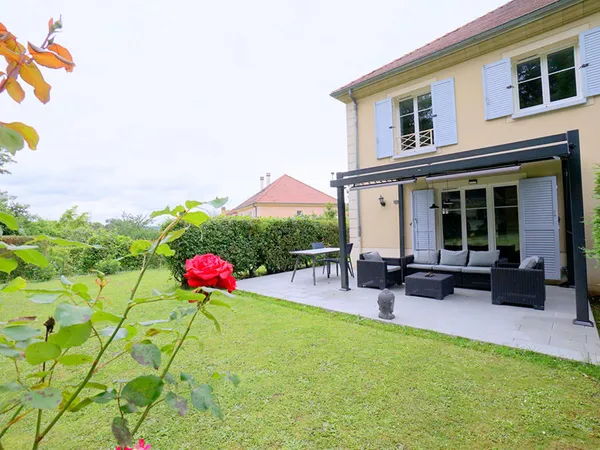 Maison dans une résidence de standing à Vernouillet 