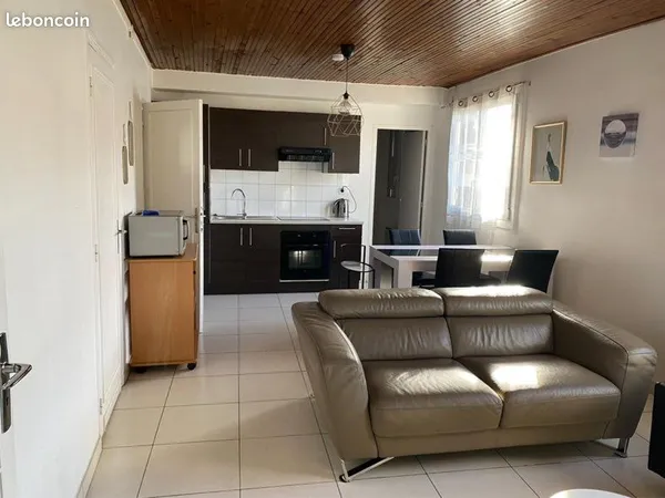T2 Marignane-Pennes Mirabeau meublé avec terrasse idéal stagiaires/ étudiants 