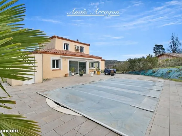 Maison 5 pièces 160 m² 