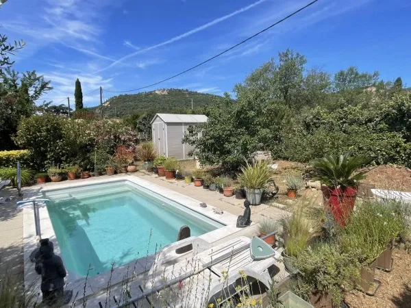 Villa ,f4,avec Piscine ,Terrain 895 m2,Gonfaron,83590,Viager Occupé ,Dame de 72 ans