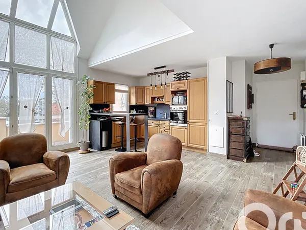 Appartement 5 pièces 101 m² 