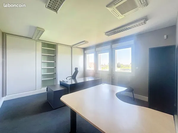 Bureaux de 130m² - 1 er étage 