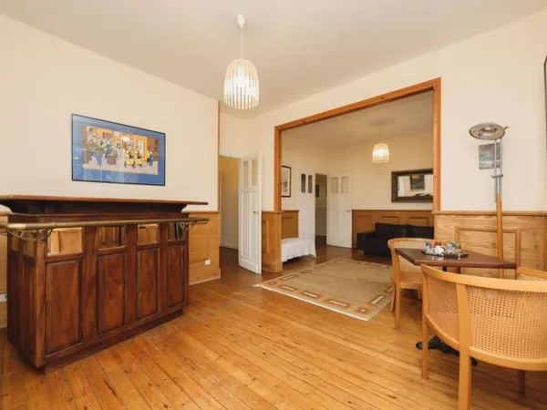 Maison individuelle 8 pièces 169 m²