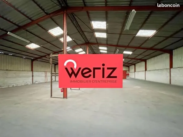 Local commercial 2100 m² 