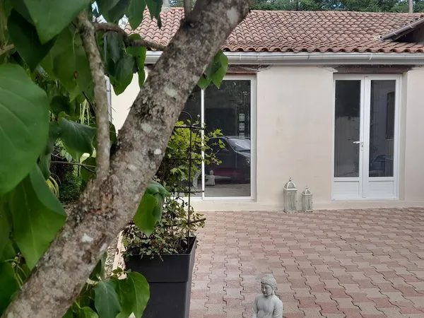 Maison sans vis à vis. 3 chambres. 