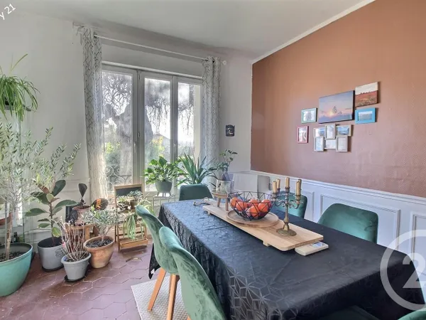 Maison 5 pièces 92 m² 