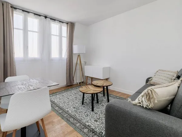 Appartement 1 pièce 16 m² 