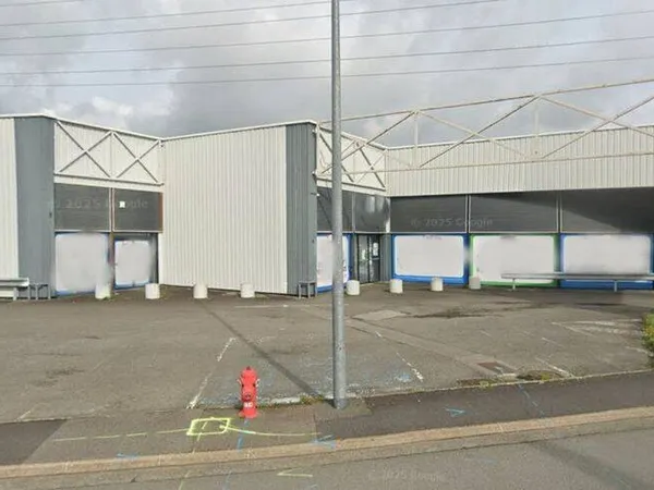 Local commercial 997 m² 