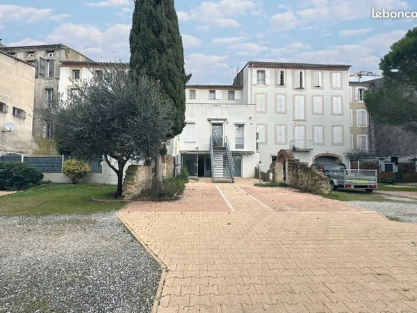 Appartement 7 pièces 350 m² 