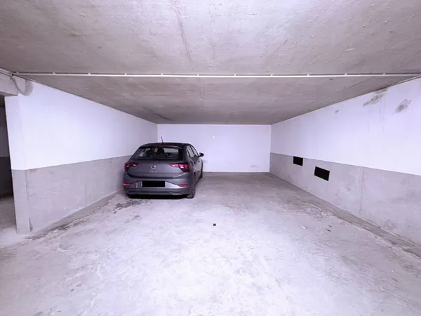 Parking 16 m² 