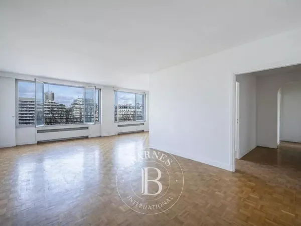 Paris 16 - Foch - Vue Dégagée 