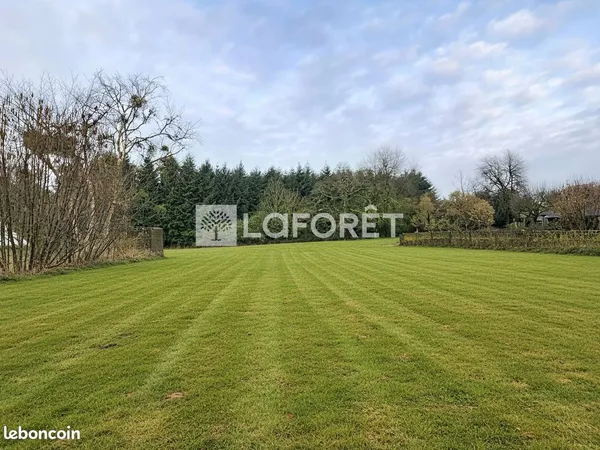 Terrain 4000 m² GUER 