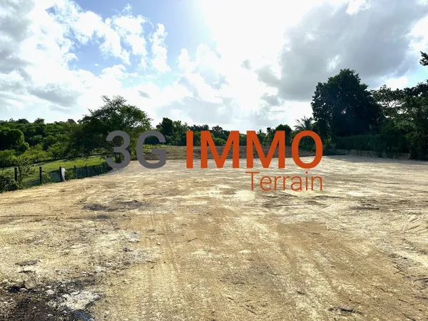 Terrain Vente Sainte-Anne  6389m² 294000€