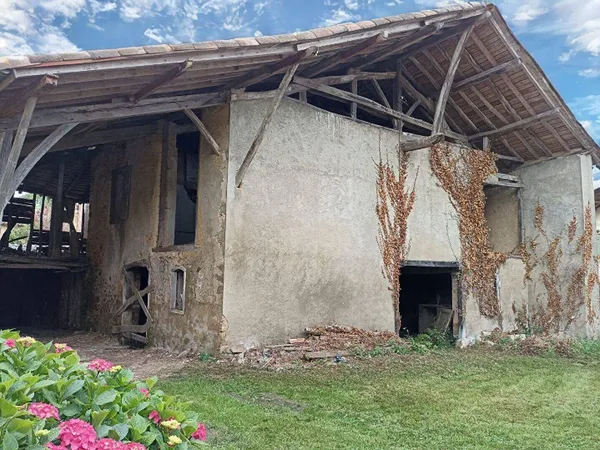 Maison 2 pièces 250 m² 