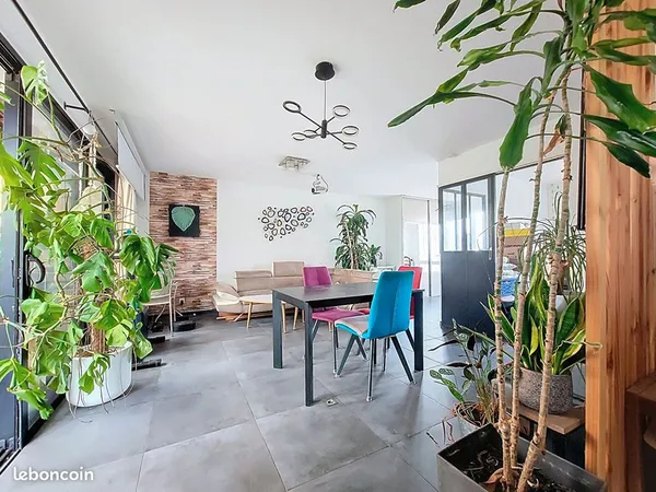 Maison 2 pièces 66 m² 