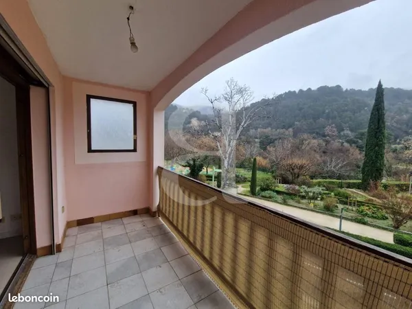 Appartement 3 pièces 65 m² 