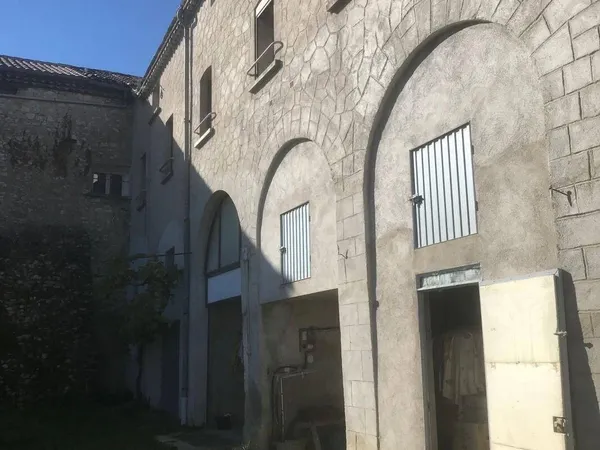 Maison 8 pièces 200 m² 