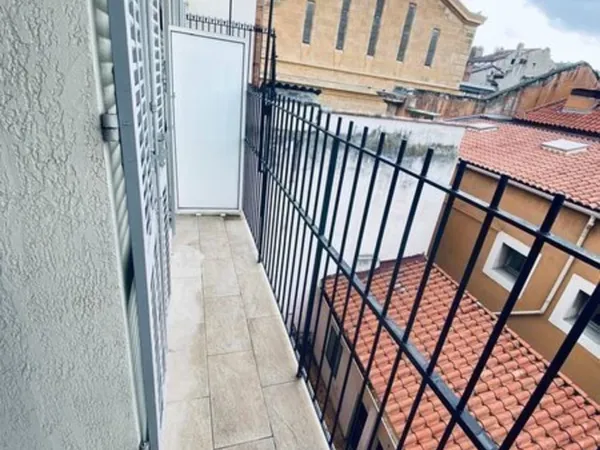 Studio 1 pièce 18 m² 