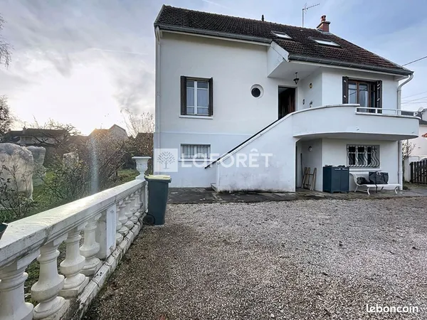 Maison 5 pièces 95 m² 