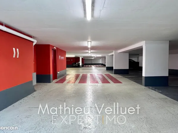 Parking/box 22 m² Paris 