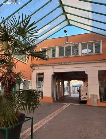 Appartement 10 pièces 200 m² 