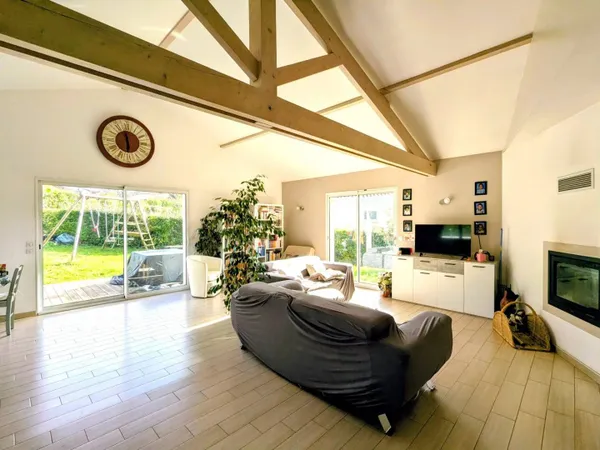 Villa 6 pièces 149 m² 