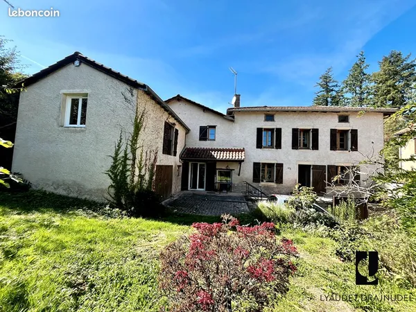 Maison 8 pièces 180 m² 