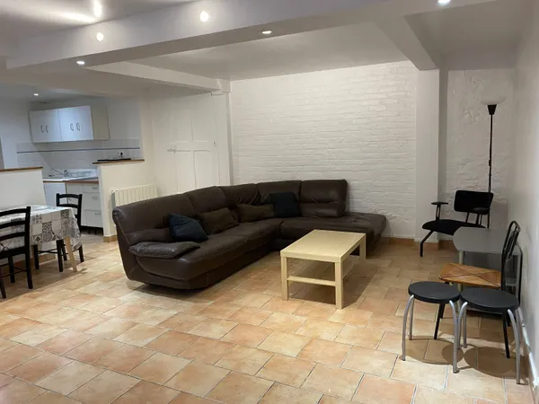 Loue appartement en colocation 