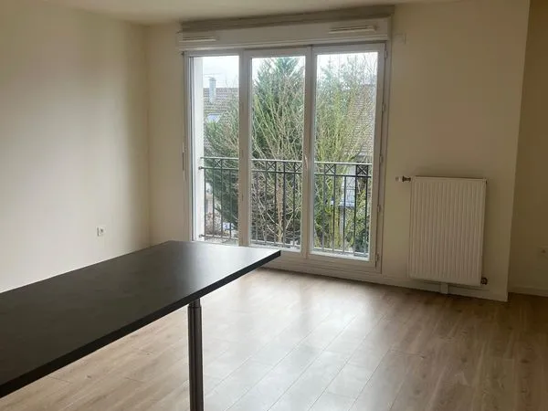 Studio 1 pièce 28 m² 