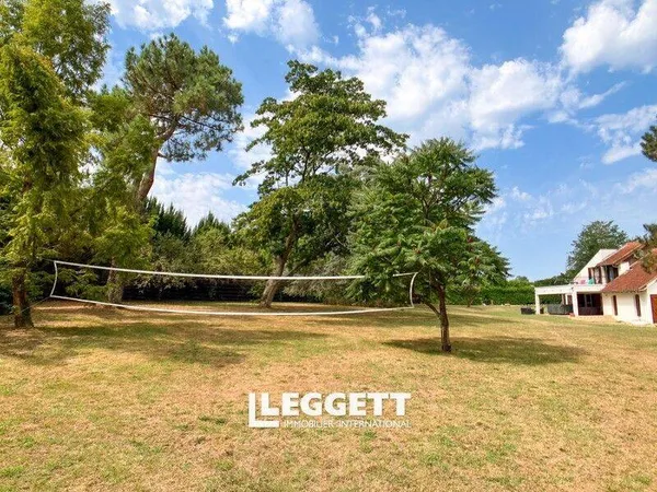 Maison 9 pièces 196 m² 