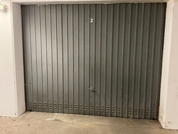 Parking/box LYON 