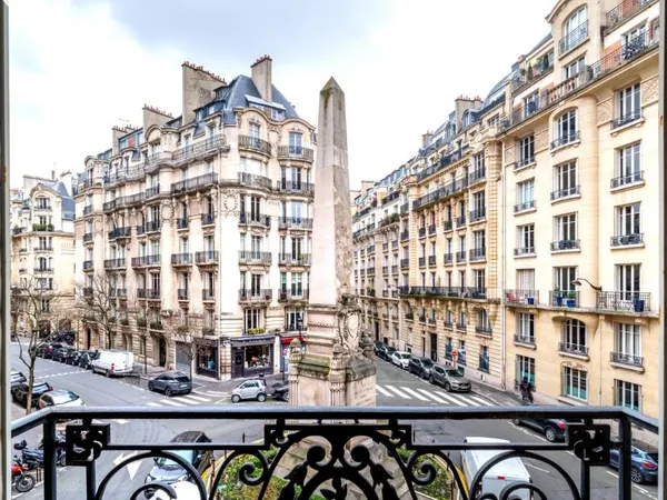 Appartement 6 pièces 195 m² 