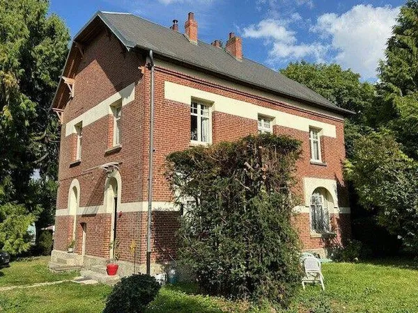Demeure 8 pièces 190 m² 