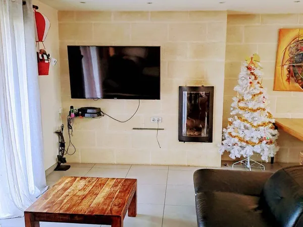 Maison 8 pièces 180 m² 