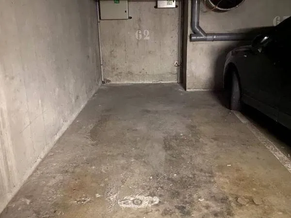 Parking - Garage Location Rosny-sous-Bois   95€