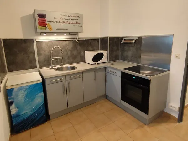 T1 bis 32 m² avec balcon fermé - Nîmes 