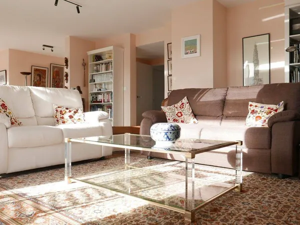 Appartement 6 pièces 177 m² 