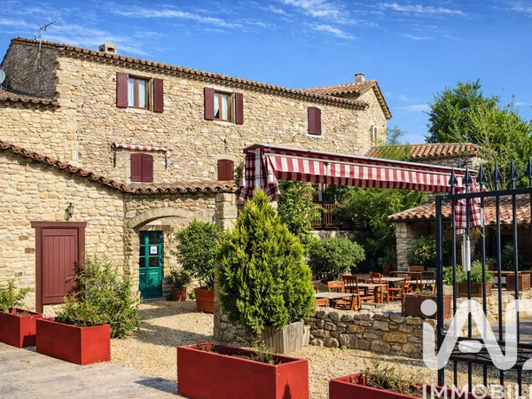 Maison 15 pièces 480 m² 